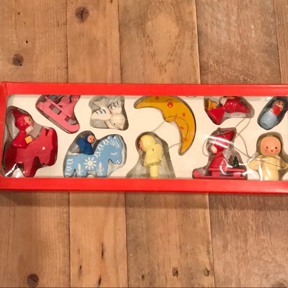 Other - ✅✅✅3/$25 10 Wooden Christmas Ornaments